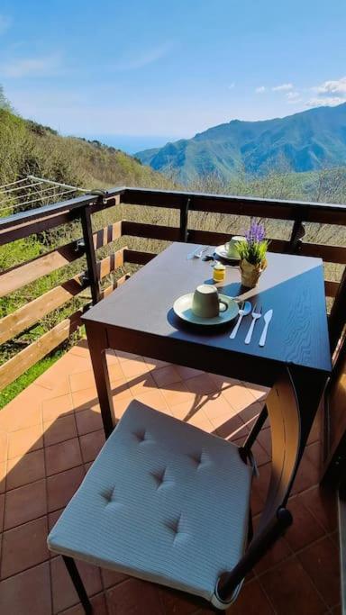 Bee Freeride Bikers House Apartman Magliolo Kültér fotó
